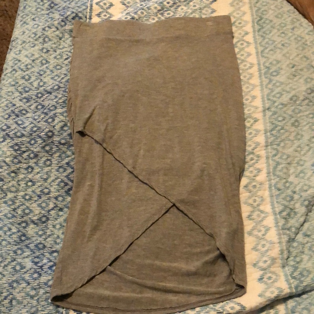 Grey Versona Skirt!!